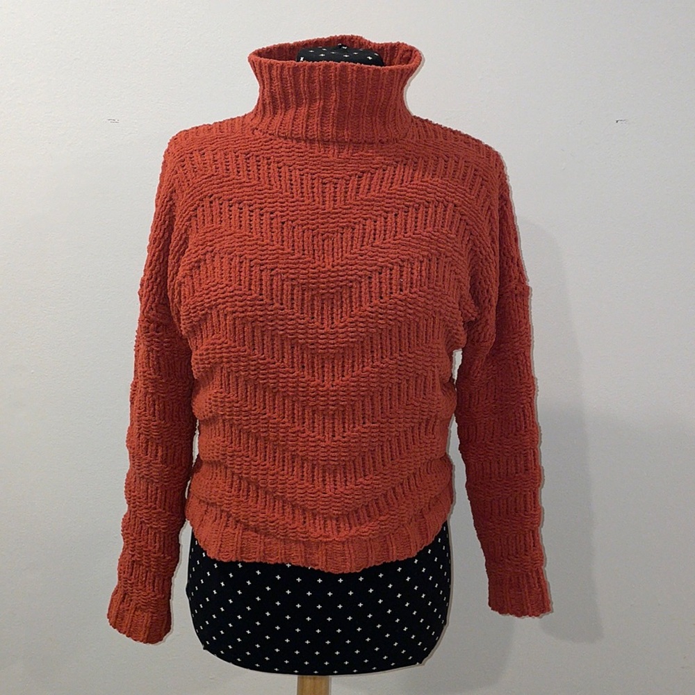 Moon & Madison Burnt Orange Crochet Style Turtleneck Sweater Size Medium